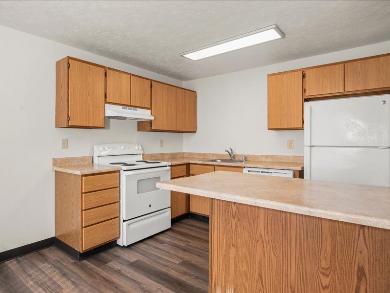 Kitchen, unit style 2A